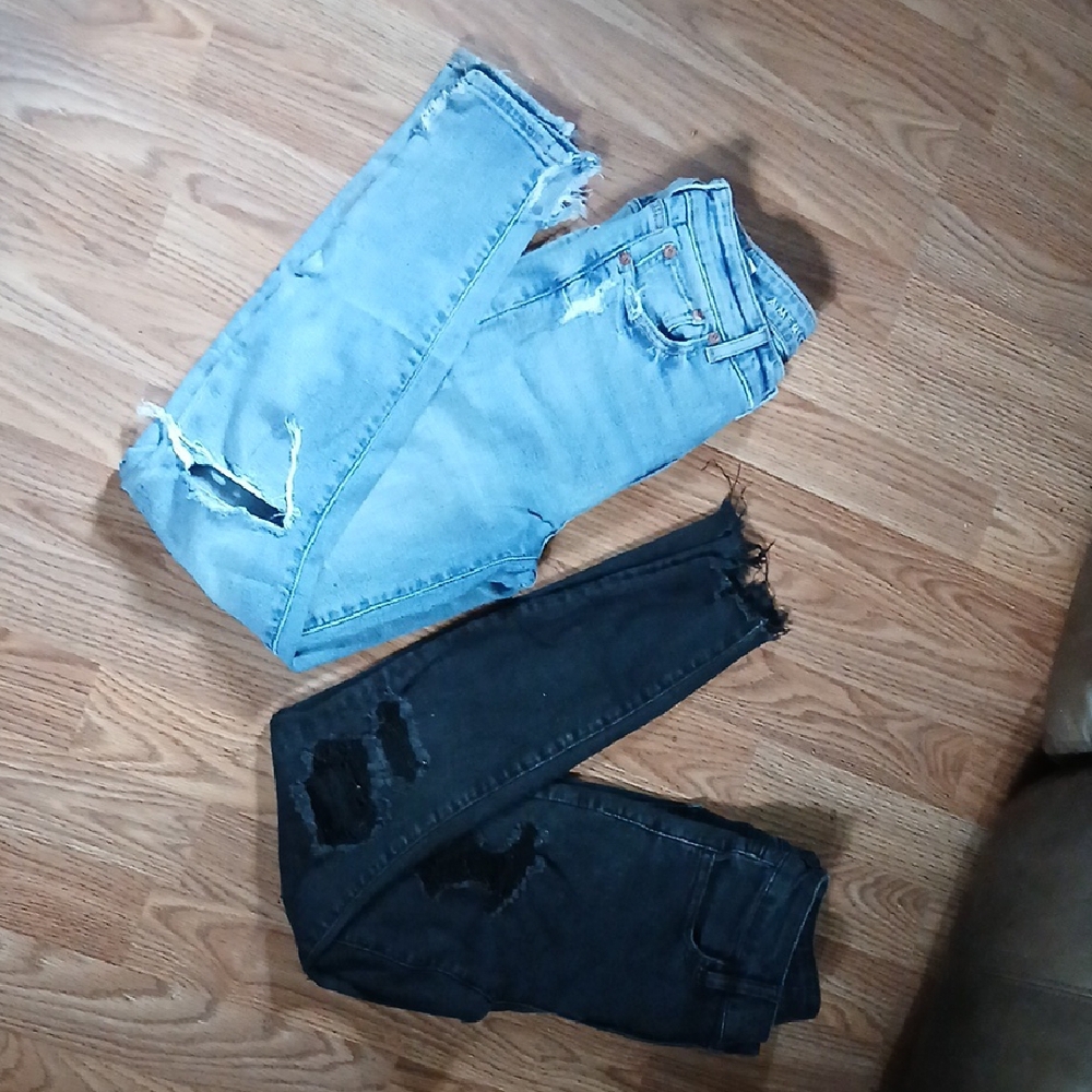 American Eagle Outfitters Skinny Jeans Blue and Black Distressed